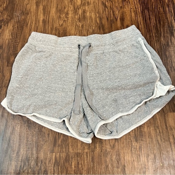 Athletic Works Gray and white Shorts Women’s med - Picture 1 of 4